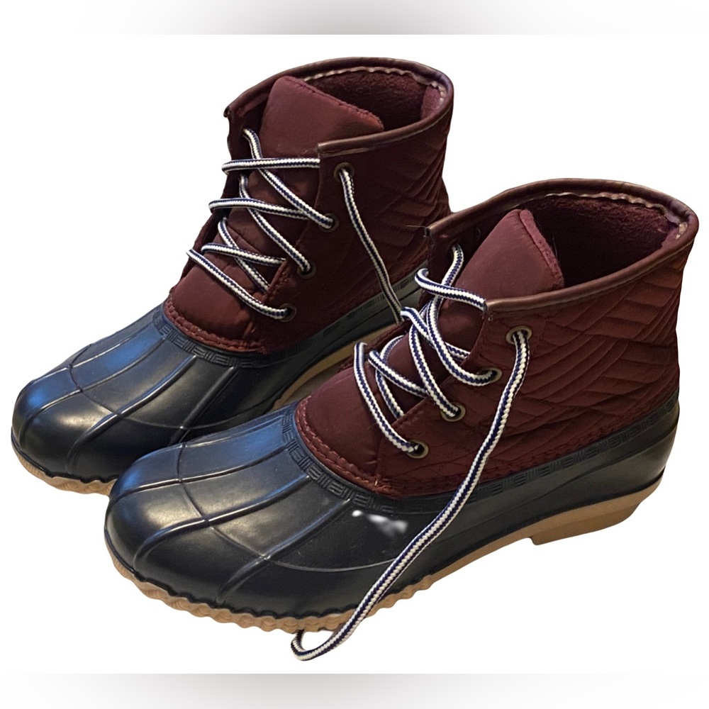 Magellan Outdoors Women's Nylon Quilted Duck Boots